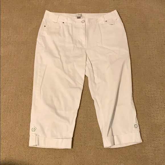Chico’s White Capris Jeans - Picture 1 of 3